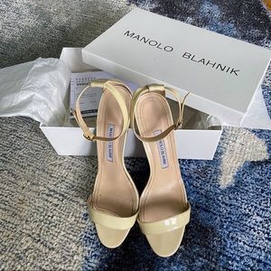 Manolo Blahnik Chaos Nude Sandals 💕